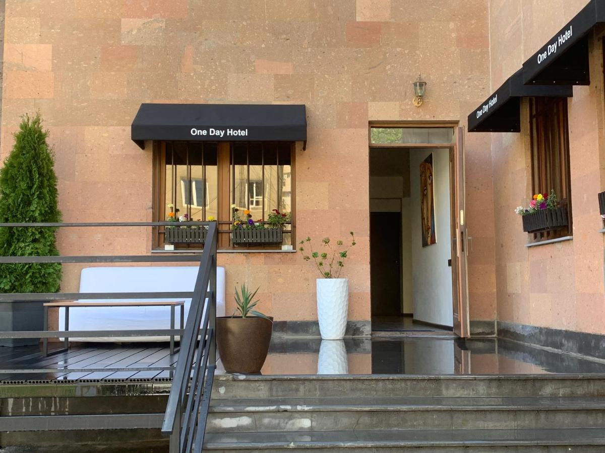 One Day Hotel Erivan Exterior foto