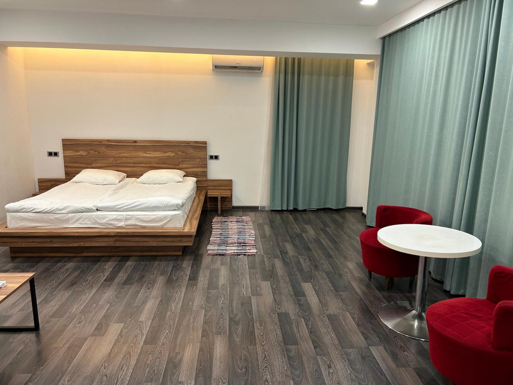 One Day Hotel Erivan Exterior foto
